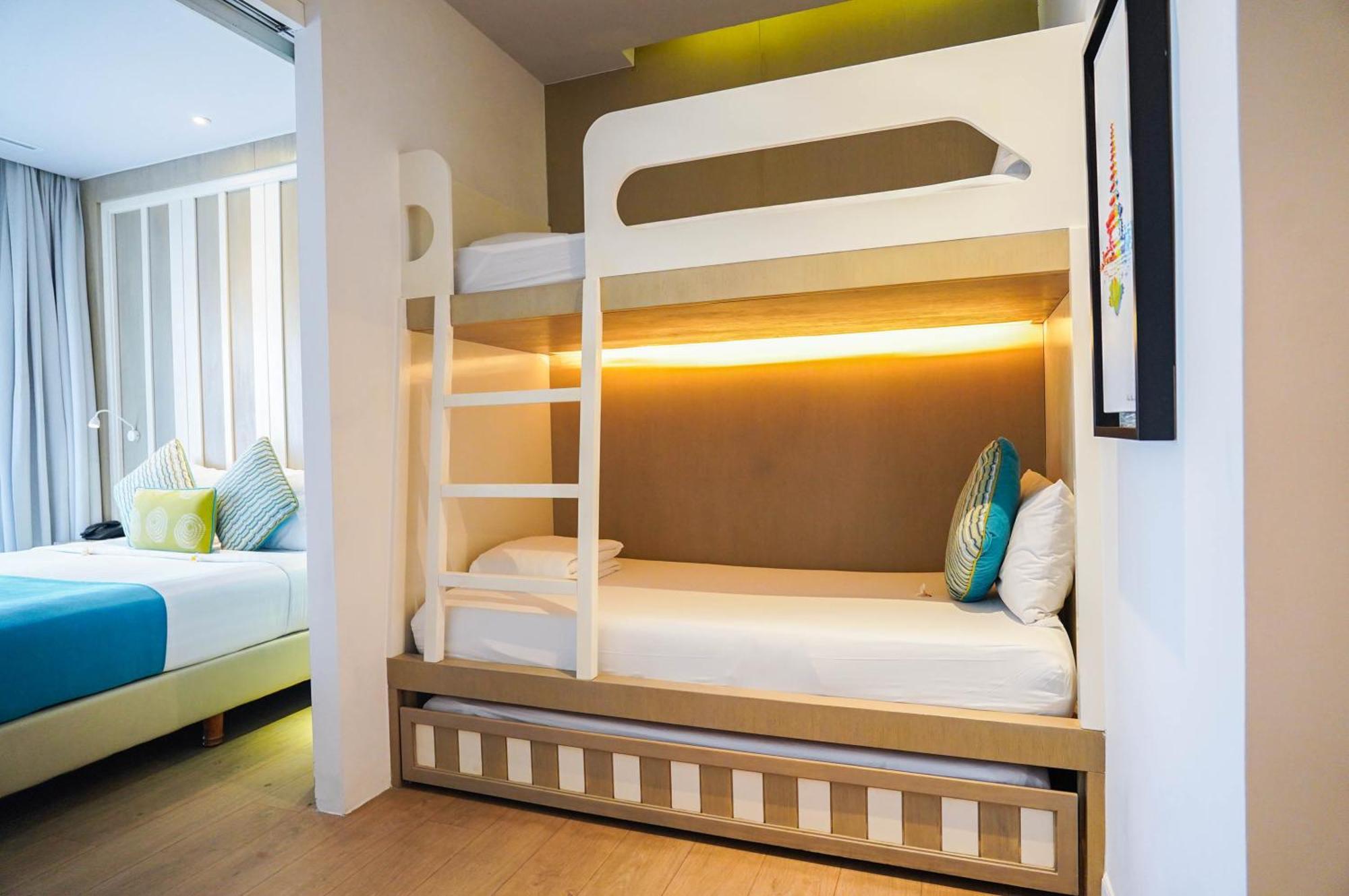 Grand Mirage Resort & Thalasso Bali Νούσα Ντούα Εξωτερικό φωτογραφία Bunk beds in a hotel room