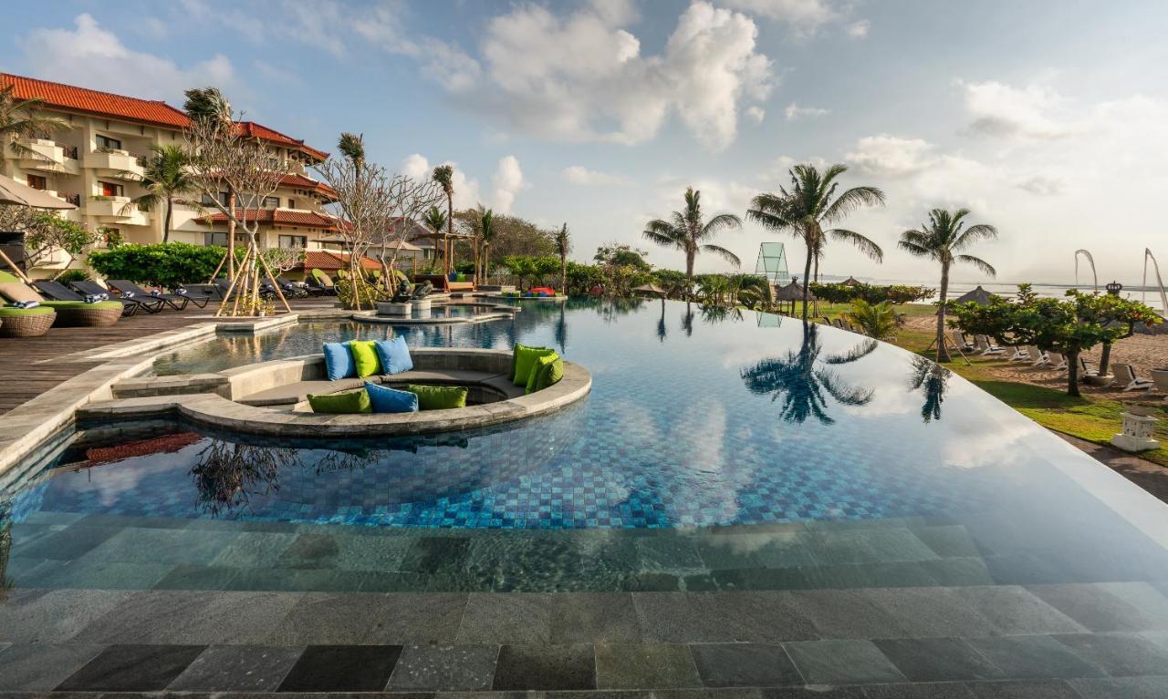 Grand Mirage Resort & Thalasso Bali Νούσα Ντούα Εξωτερικό φωτογραφία Infinity pool at the Westin The Villas, Nusa Dua, Bali, Indonesia